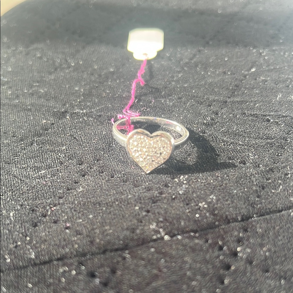 Classic Silver Heart Ring with Dimensional Design